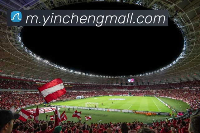 湖人三名球员同场得分20战绩完美无瑕13胜0负展现强大火力